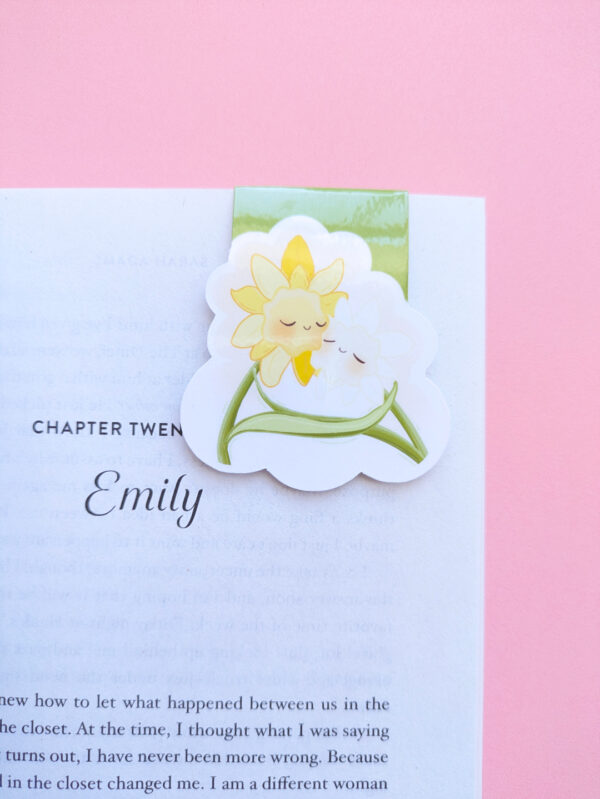 Daffodil Hug Szn Magnetic Bookmark - Lime Burst