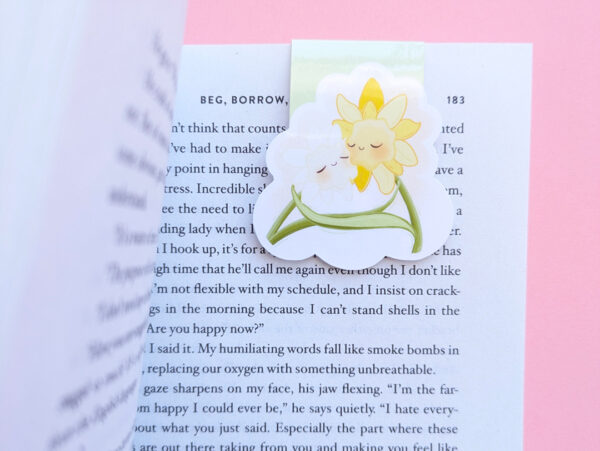 Daffodil Hug Szn Magnetic Bookmark - Spring Haze original bookish design by Ateu Studio